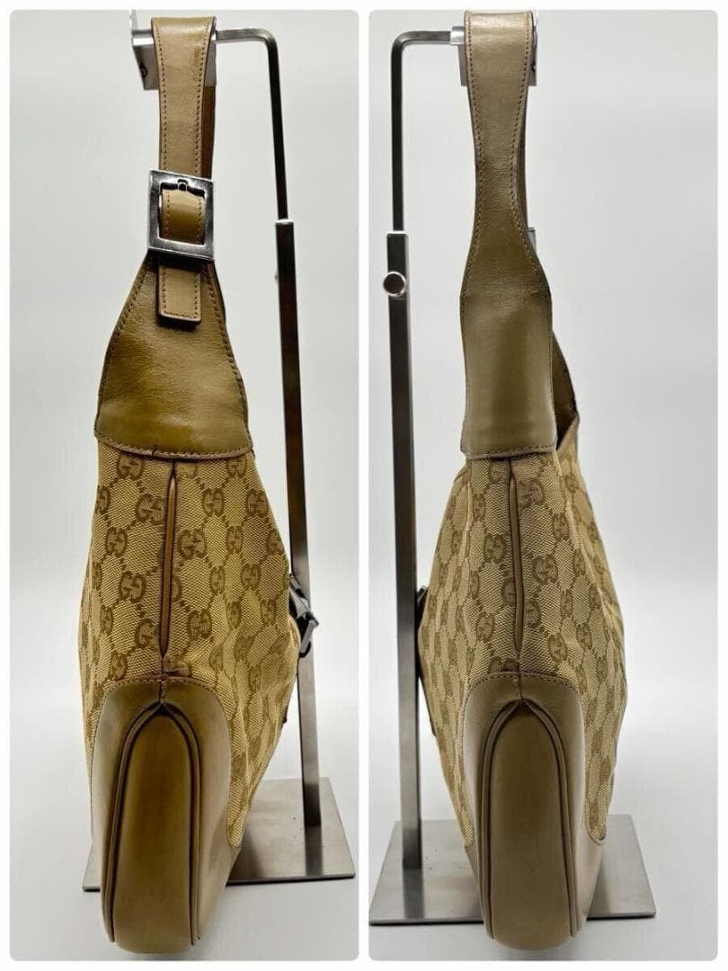 Gucci Jackie  Beige