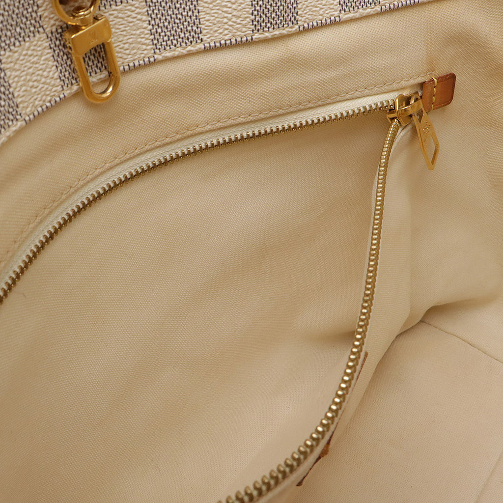 Louis Vuitton Cabas Articles de Voyage – sett skrått fra siden